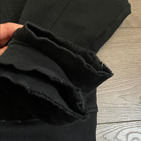 Lululemon black red Zip up hoodie jacket size small - Picture 9 of 15